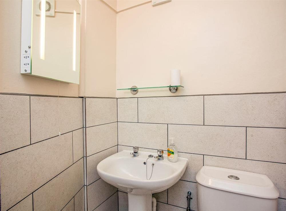 Bathroom at Apartment 3 Bedford Holiday Flats in Paignton, Devon