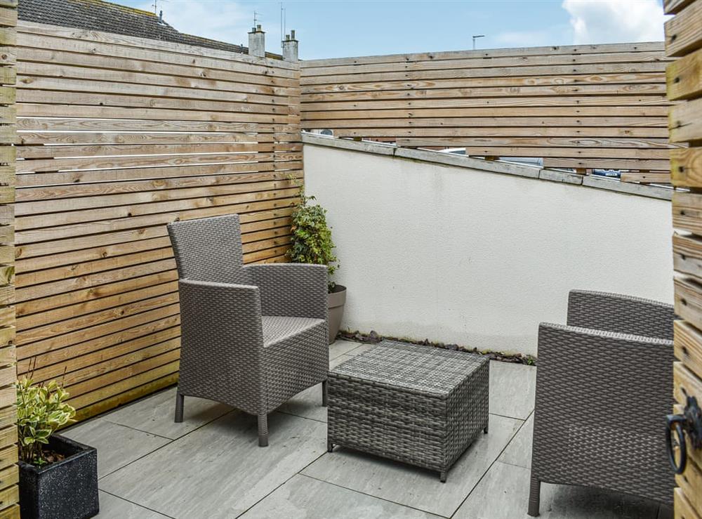 Sitting-out-area at Apartment 4 in Arbroath, Angus