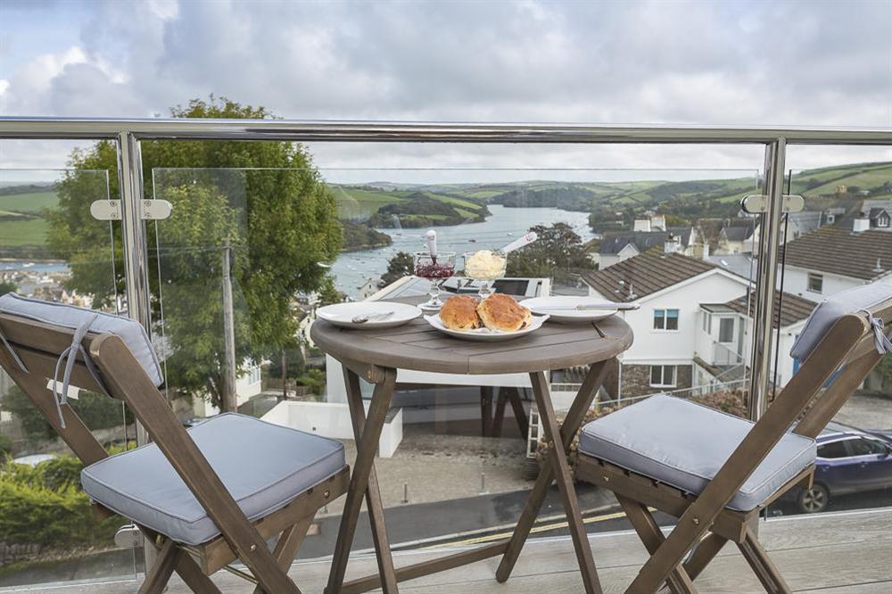 Balcony offering superb views over the town, estuary and surrounding countryside (photo 2) at Apartment 4 Lyndhurst in Bonaventure Road, Salcombe