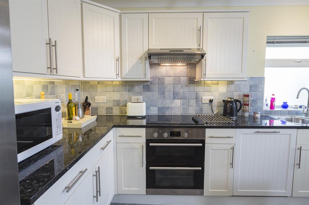 Modern well equipped kitchen at Apartment 4 Lyndhurst in Bonaventure Road, Salcombe