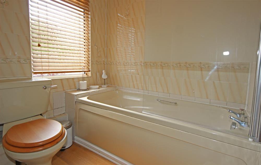 Bathroom at Apartment 4 The Elms in Allenhayes Road, Salcombe