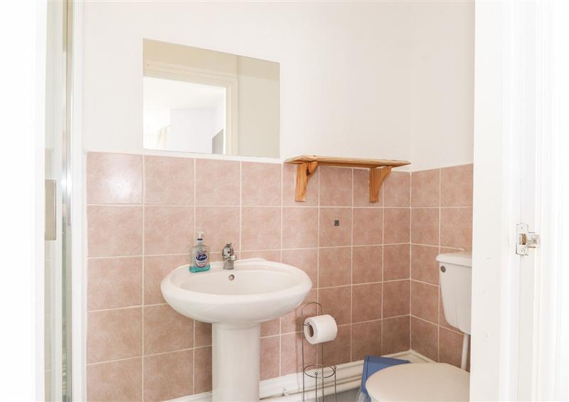 Bathroom at Apartment 5 Beaconsfield House, Bridlington
