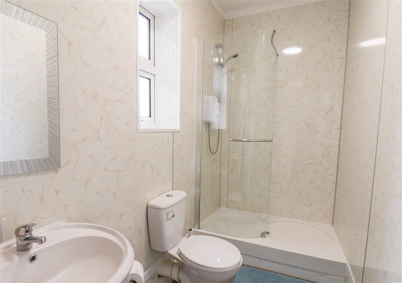 The bathroom at Apartment 8 Beaconsfield House, Bridlington