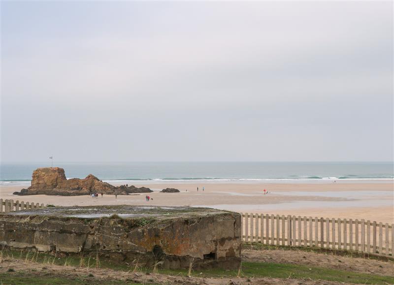 The setting of Apartment above Garryglass