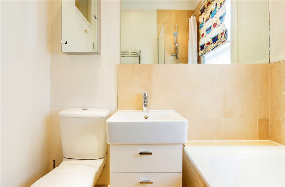 Apartment Chesson (photo 12) at Apartment Chesson in London, London