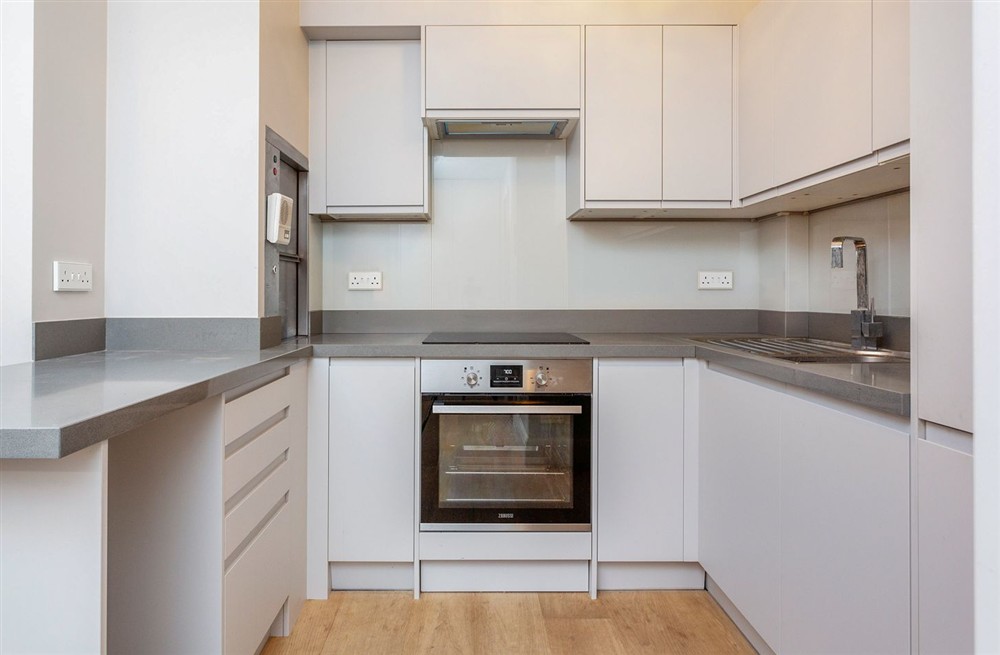 Apartment Evelyn Gardens (photo 6) at Apartment Evelyn Gardens in London, London