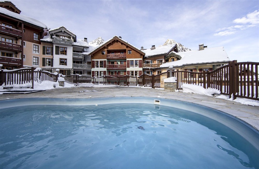 Apartment Glacier View