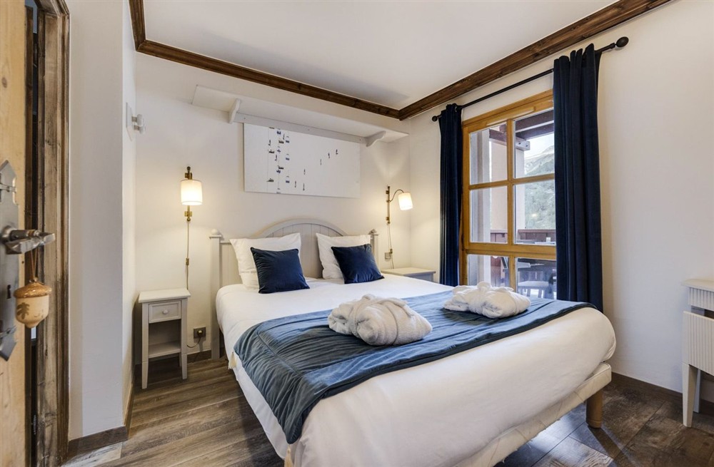 Apartment Glacier View