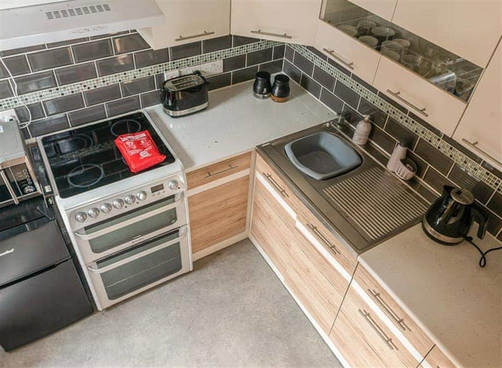 Kitchen at Apartment Hole 18 3/4 in Stroud, Gloucestershire