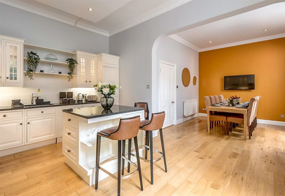 Apartment Holyrood (photo 3) at Apartment Holyrood in Edinburgh, Midlothian