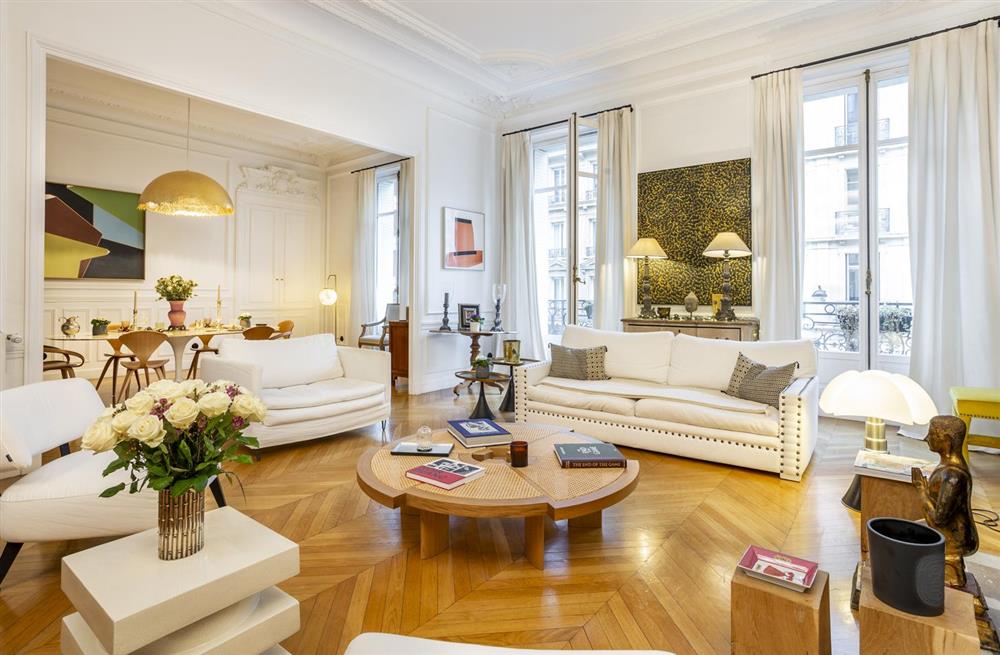 Apartment Monceau