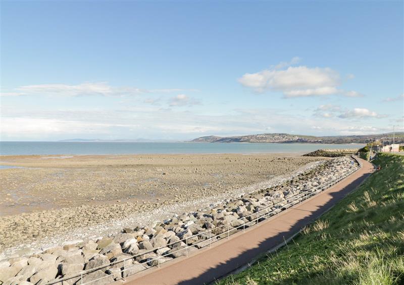 The setting of Apartment No3 at Apartment No3, Rhos-On-Sea