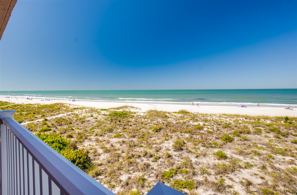 Apartment Shoreline