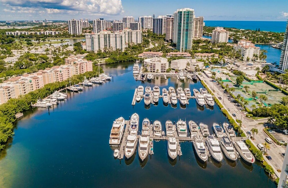 Apartment Turnberry