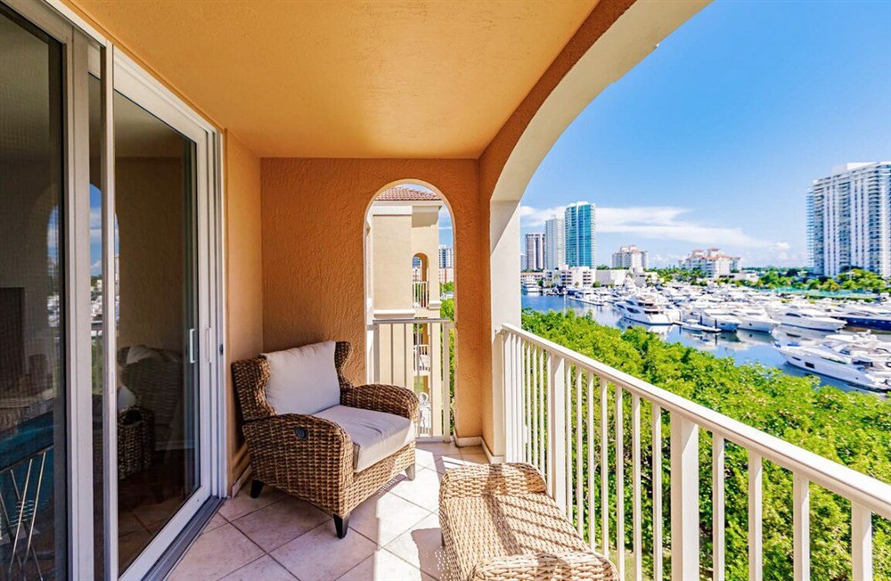 Apartment Turnberry