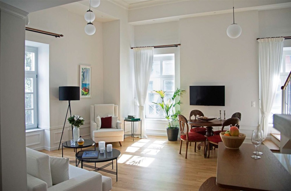 Apeliotis Residence