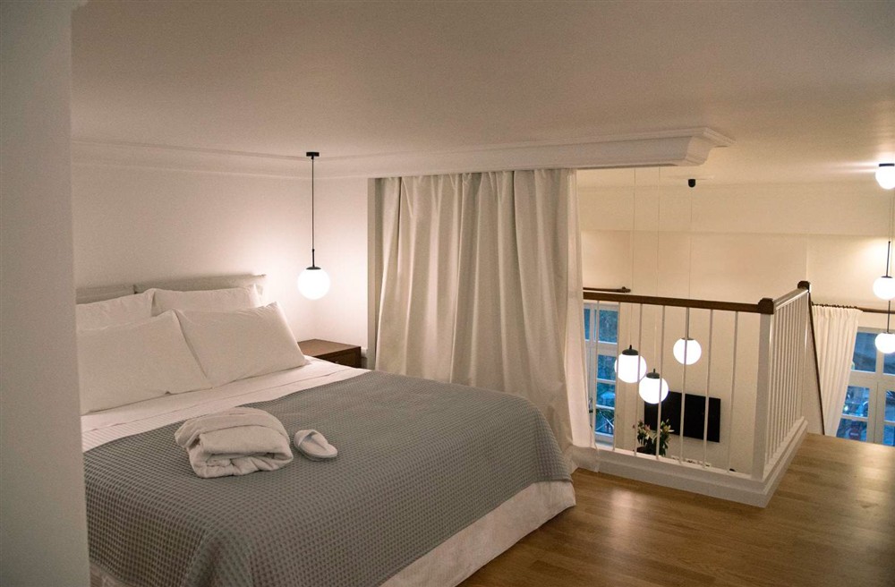 Apeliotis Residence