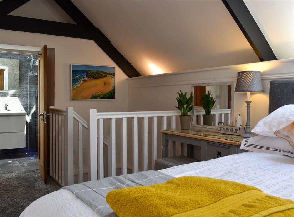 Double bedroom (photo 2) at Apple Barn Cottage in Brixham, Devon