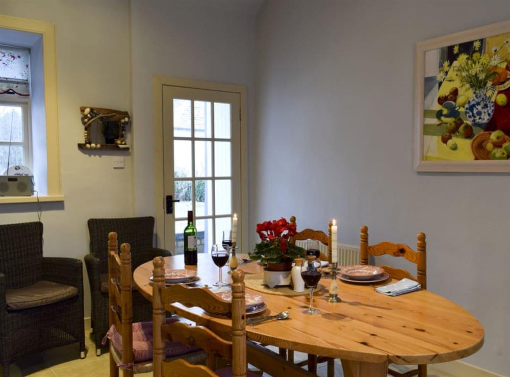 Dining area at Apple Cottage in Forgandenny, Perthshire