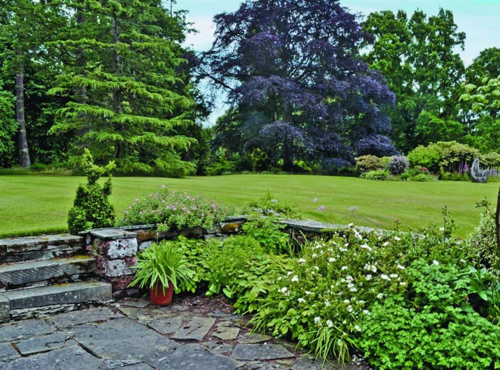 Garden and grounds at Apple Cottage in Forgandenny, Perthshire