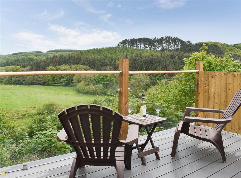 Decking area at Apple Tree Cottage in Morwenstow, Bude, Cornwall