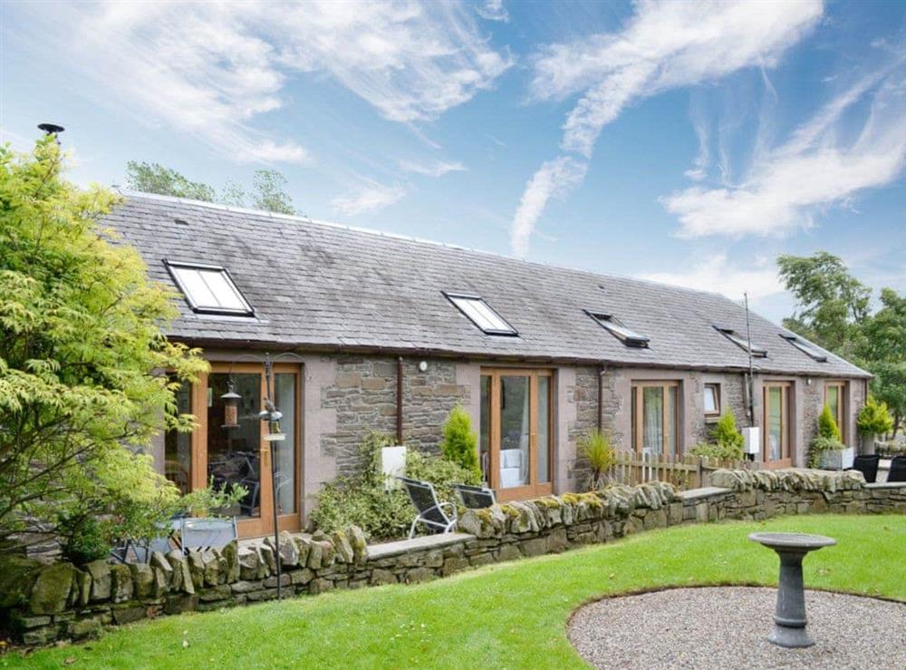 Delightful stone built holiday cottage at Apple Tree Cottage in Tealing, nr Dundee, Angus