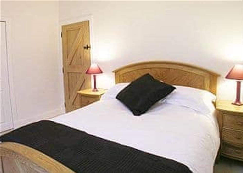 Double bedroom (photo 2) at Apple Tree Cottage in Tealing, nr Dundee, Angus
