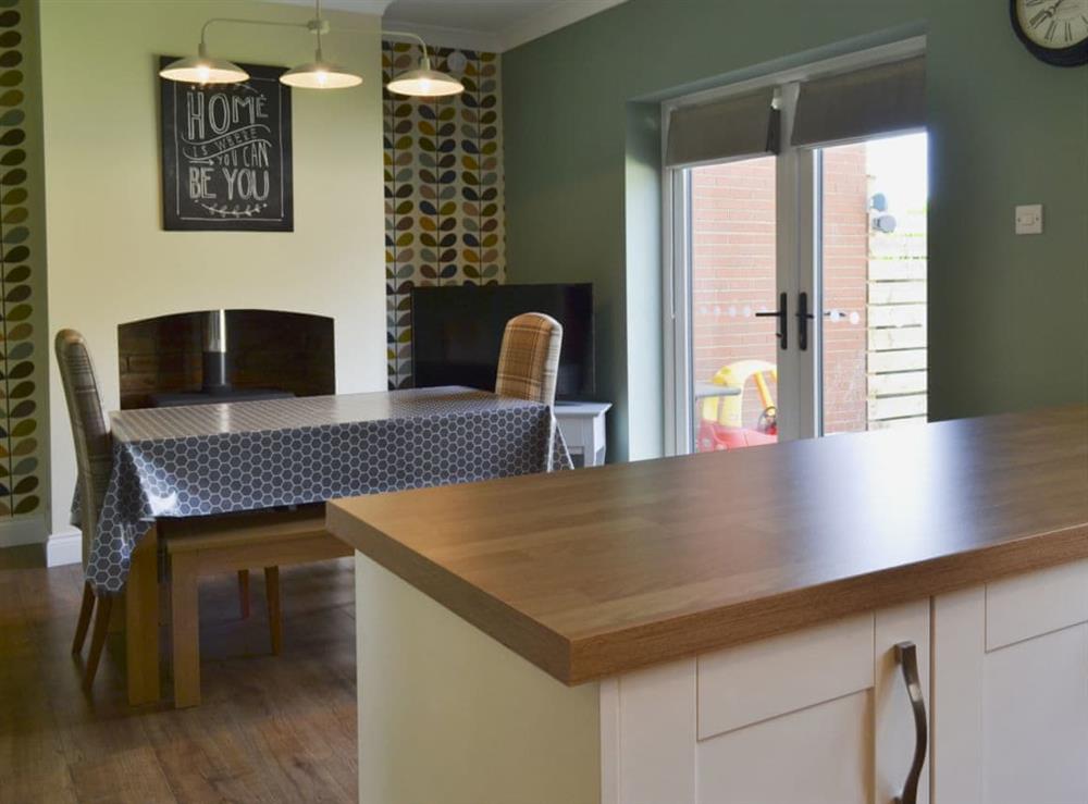 Kitchen and dining room with breakfast area (photo 4) at Apple Tree House in Scarborough, North Yorkshire