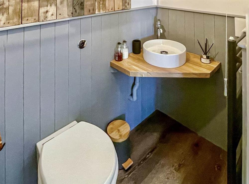 Bathroom (photo 2) at Appledore Cottage in Blandford Forum, Dorset