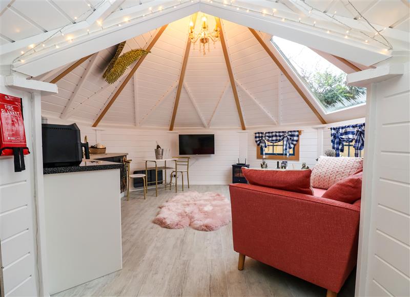 The living area at Applejacks Orchard, Holywell