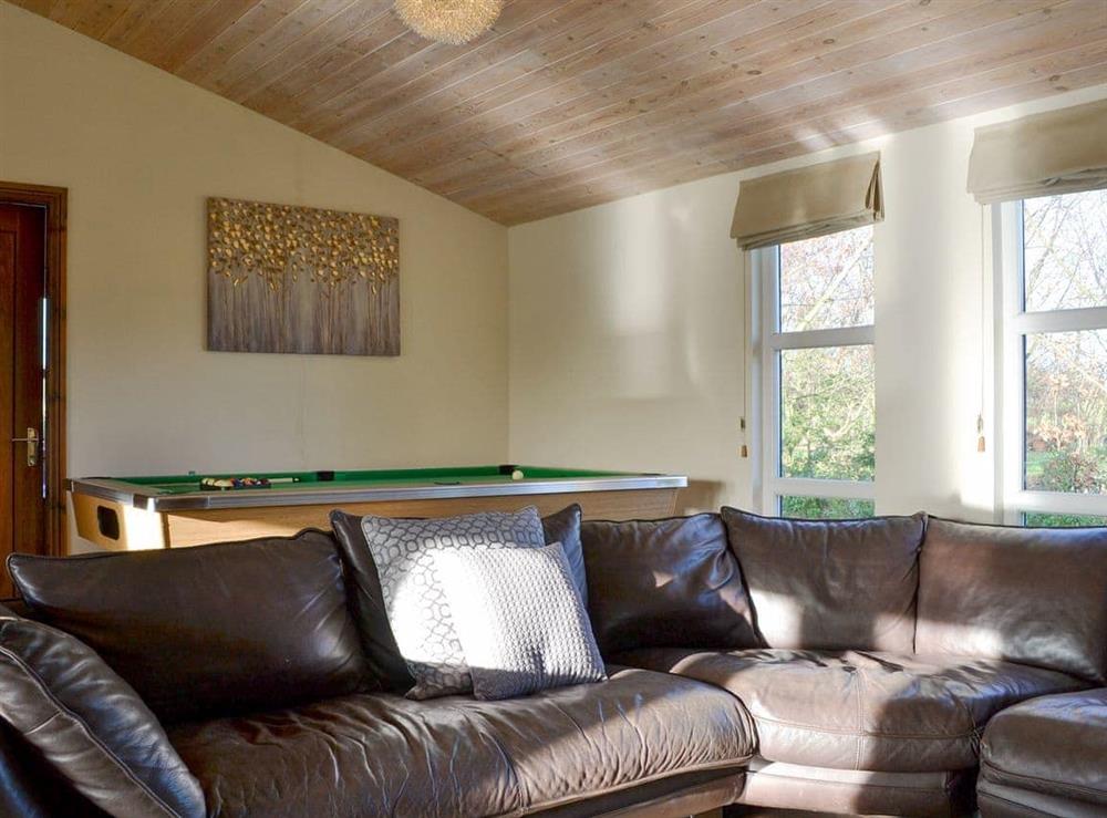 Spacious living area with pool table at Appletree Lodge in Newton-on-Derwent, near York, Yorkshire, North Yorkshire
