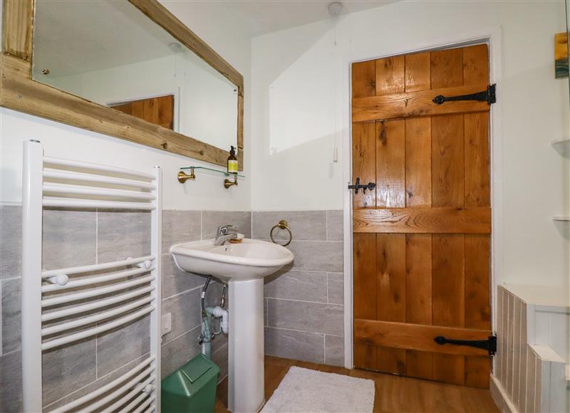 The bathroom (photo 3) at April Cottage, Camelford