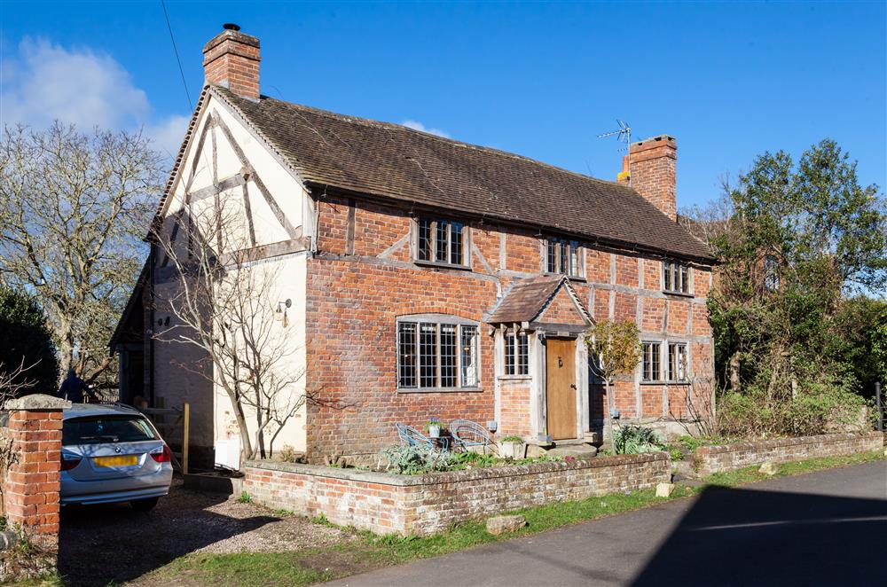 Welcome to April Cottage, Eckington, Worcestershire