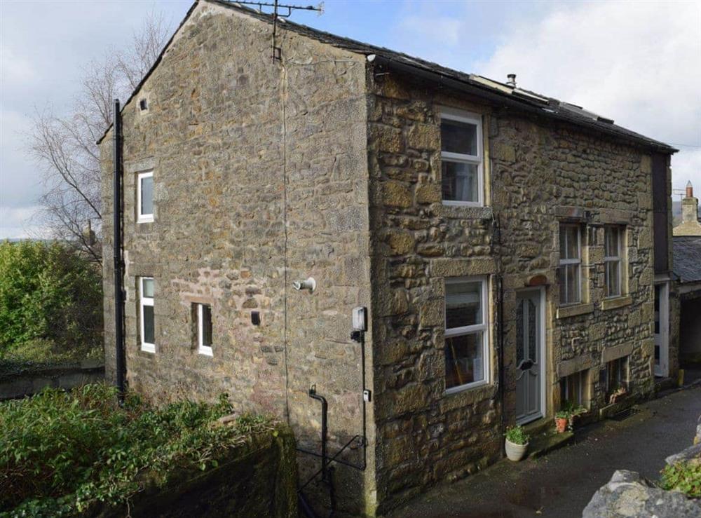 Substantial stone-built holiday home at April Cottage in Settle, North Yorkshire