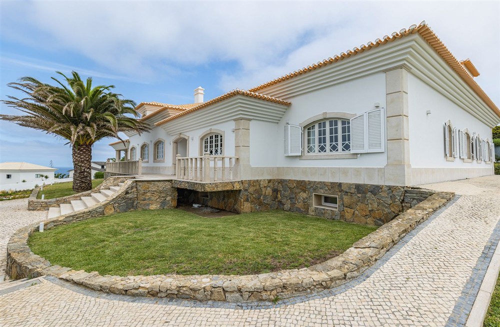 Aquavino Villa