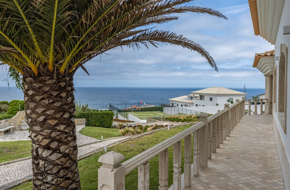 Aquavino Villa