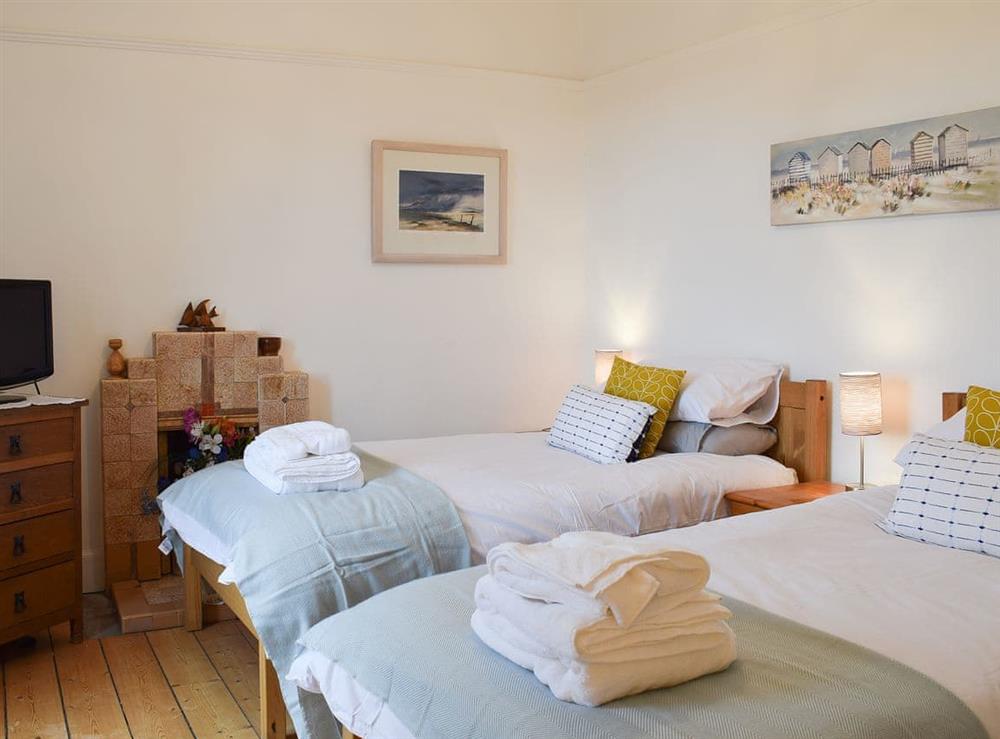 Attractive twin bedroom at Arc House in Cellardyke, near Anstruther, Fife