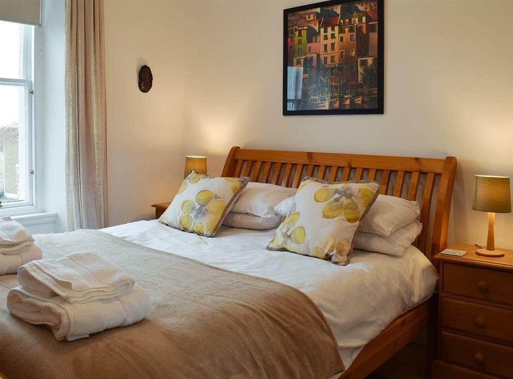 Beautiful double bedroom at Arc House in Cellardyke, near Anstruther, Fife