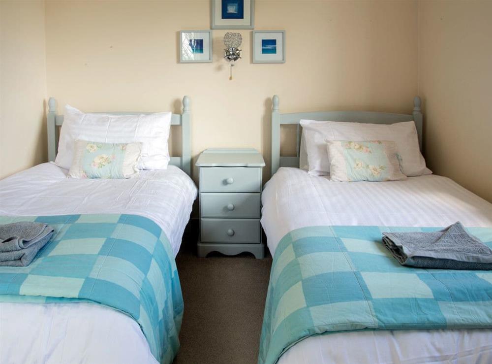 Twin bedroom (photo 2) at Archways in Skegness, Lincolnshire