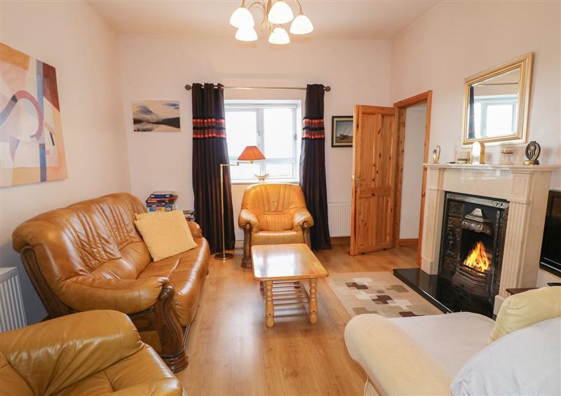 Enjoy the living room at Ard an Phi�obaire, An Luinnigh near Derrybeg