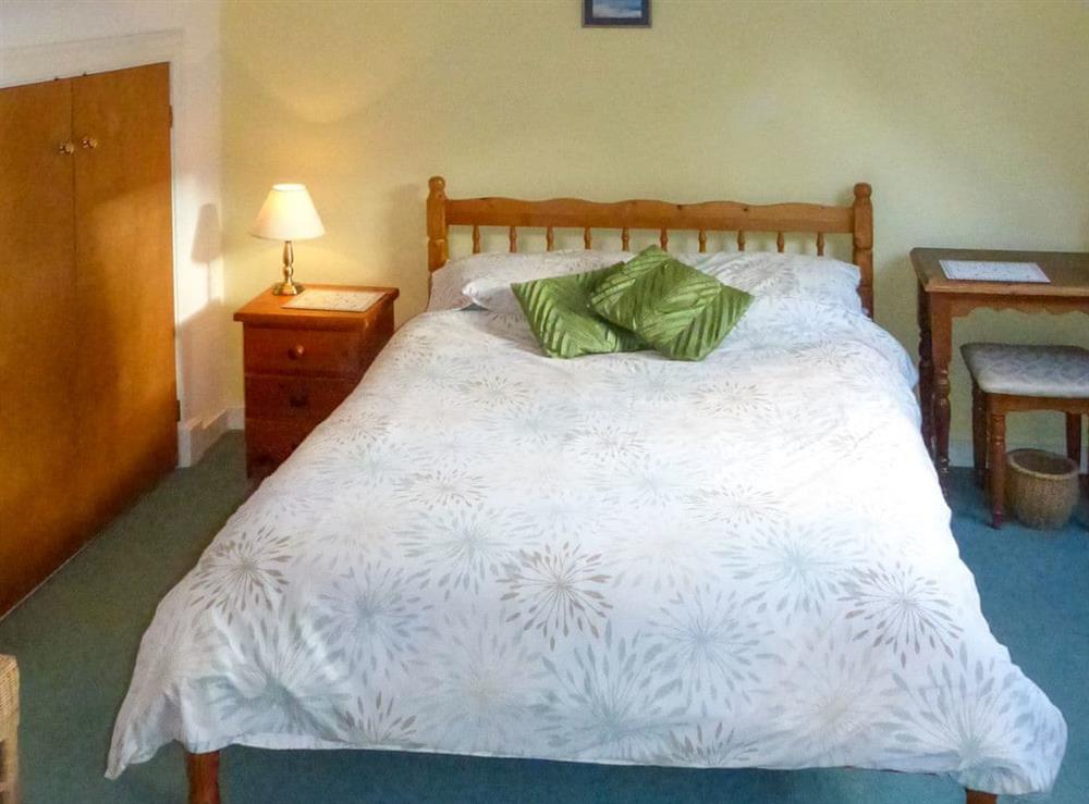 Double bedroom (photo 2) at Ard Darach Cottage in Pitlochry, Perthshire