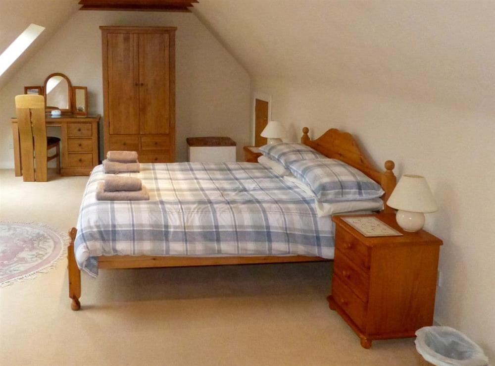 Double bedroom at Ard Darach Cottage in Pitlochry, Perthshire