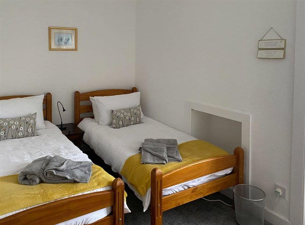 Twin bedroom at Arden House in Comrie, near Crieff, Perthshire