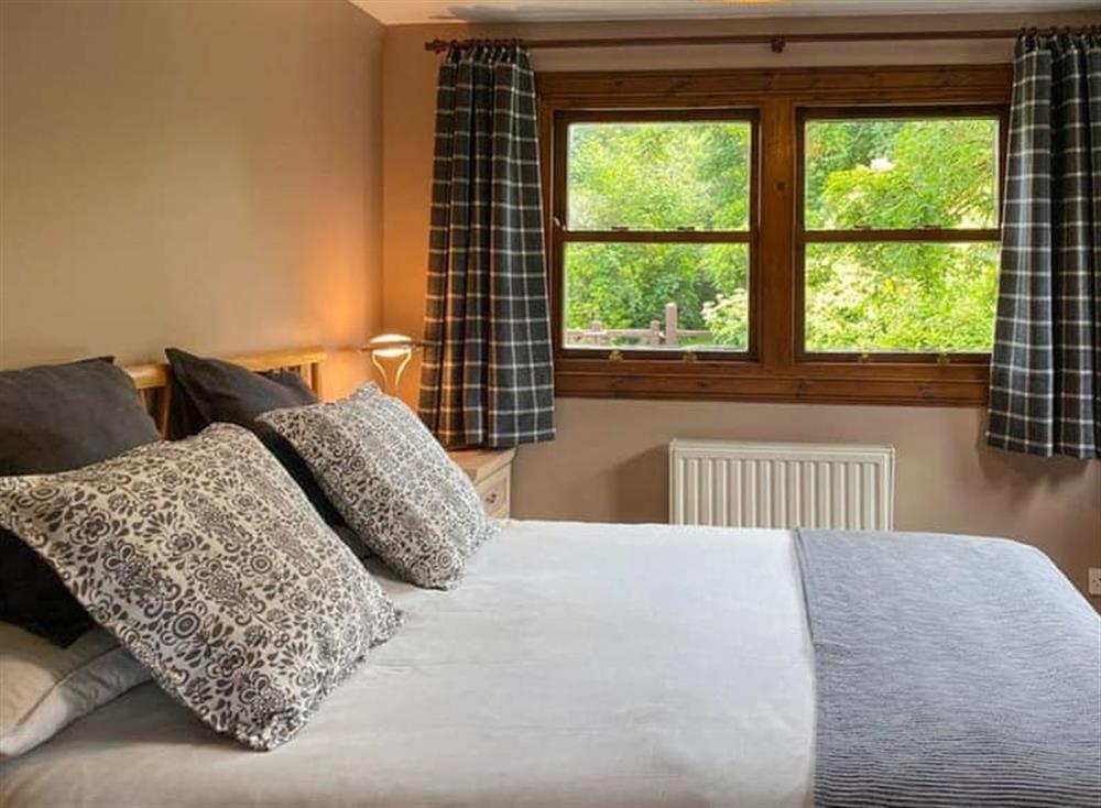 Double bedroom (photo 7) at Ardtur Croft in Appin, Argyll