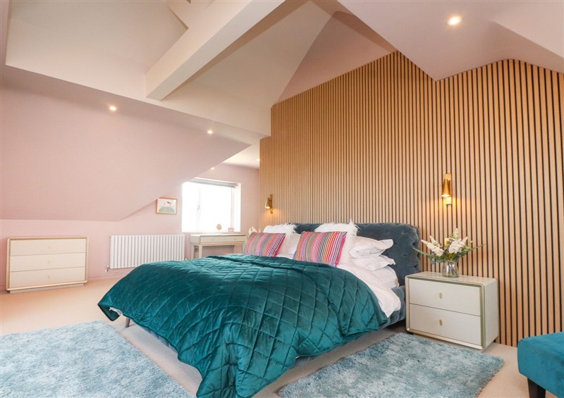 This is a bedroom at Ardwyn, Rhosneigr