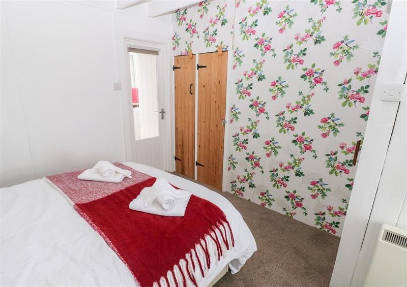 A bedroom in Arfron (photo 3) at Arfron, Dinas Cross