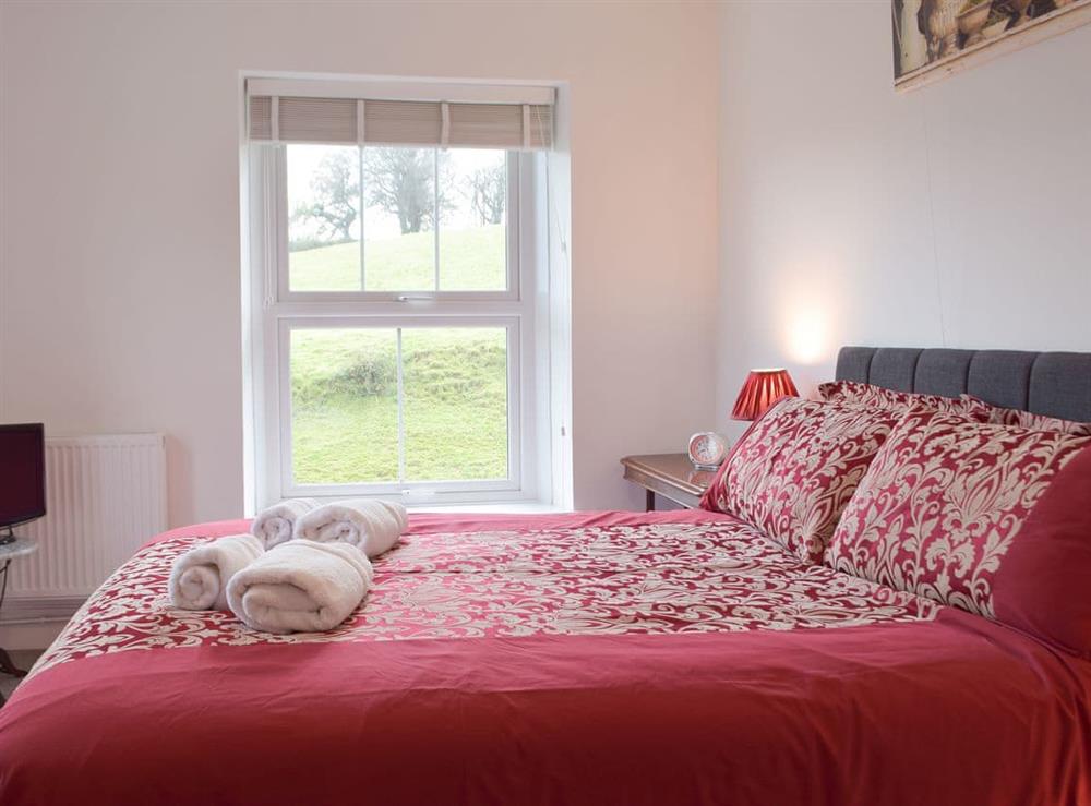 Double bedroom (photo 4) at Arfryn in Llansteffan, near Carmarthen, Dyfed