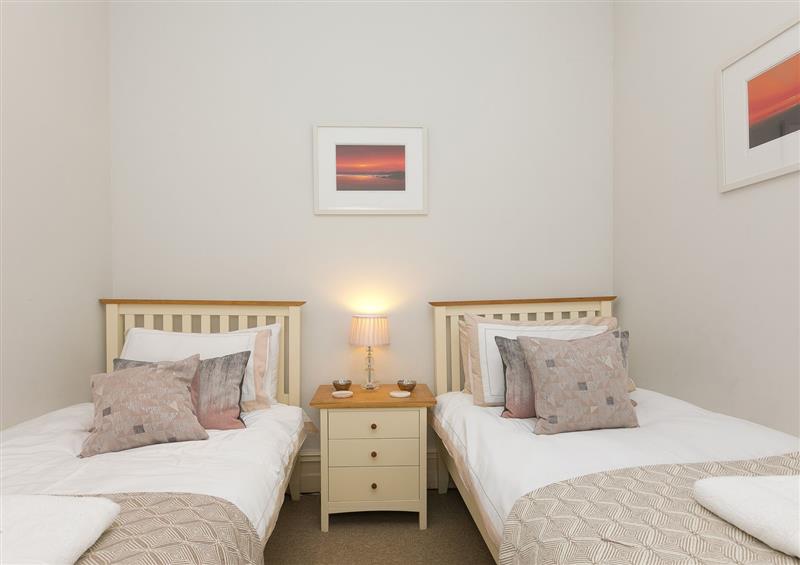 One of the 2 bedrooms (photo 2) at Arghanti, St Ives