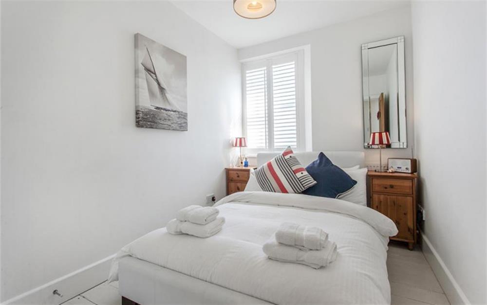 The second double bedroom at Arnold House in Beesands
