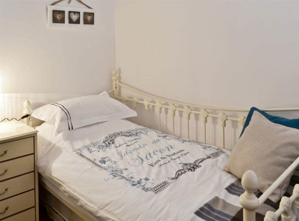 Single bedroom at Arundel Mews in Scarborough, North Yorkshire